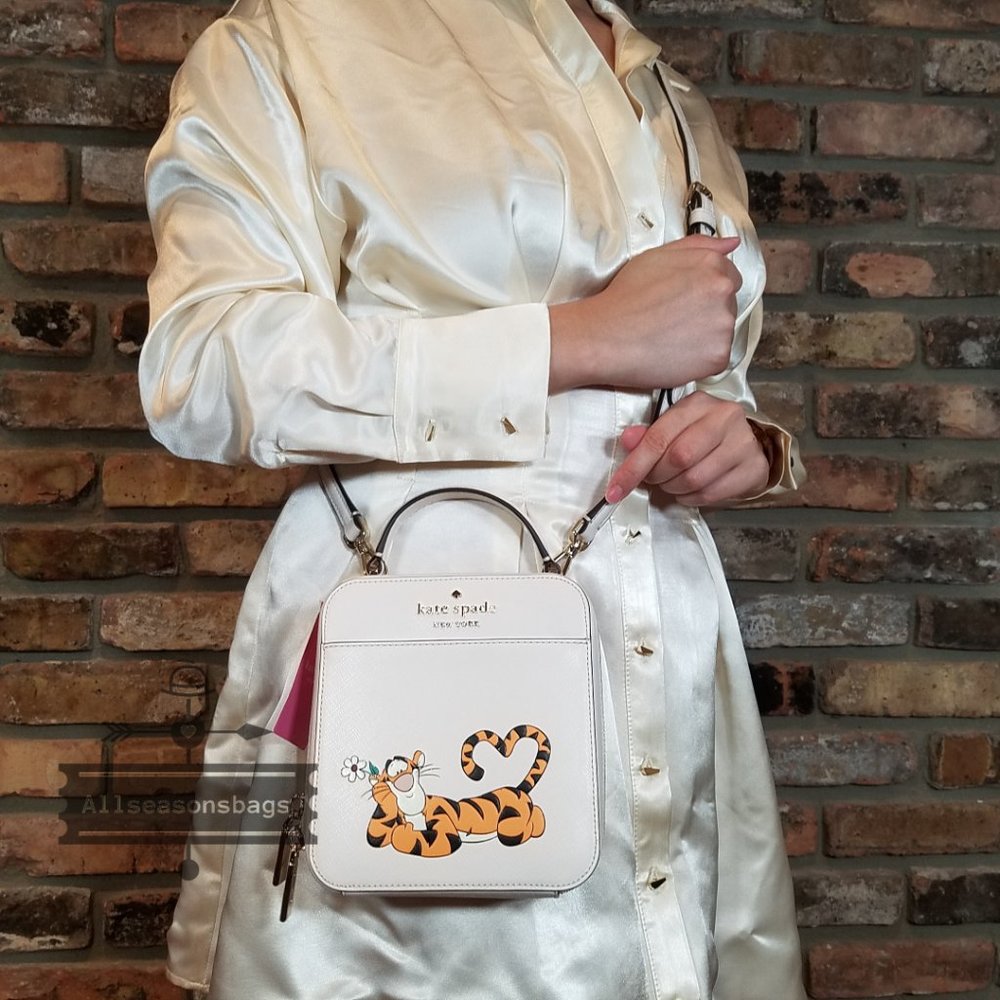 KATE SPADE x Disney Daisy Tigger Winnie the Pooh Tiger Crossbody Bag Purse NWT - Picture 9 of 11